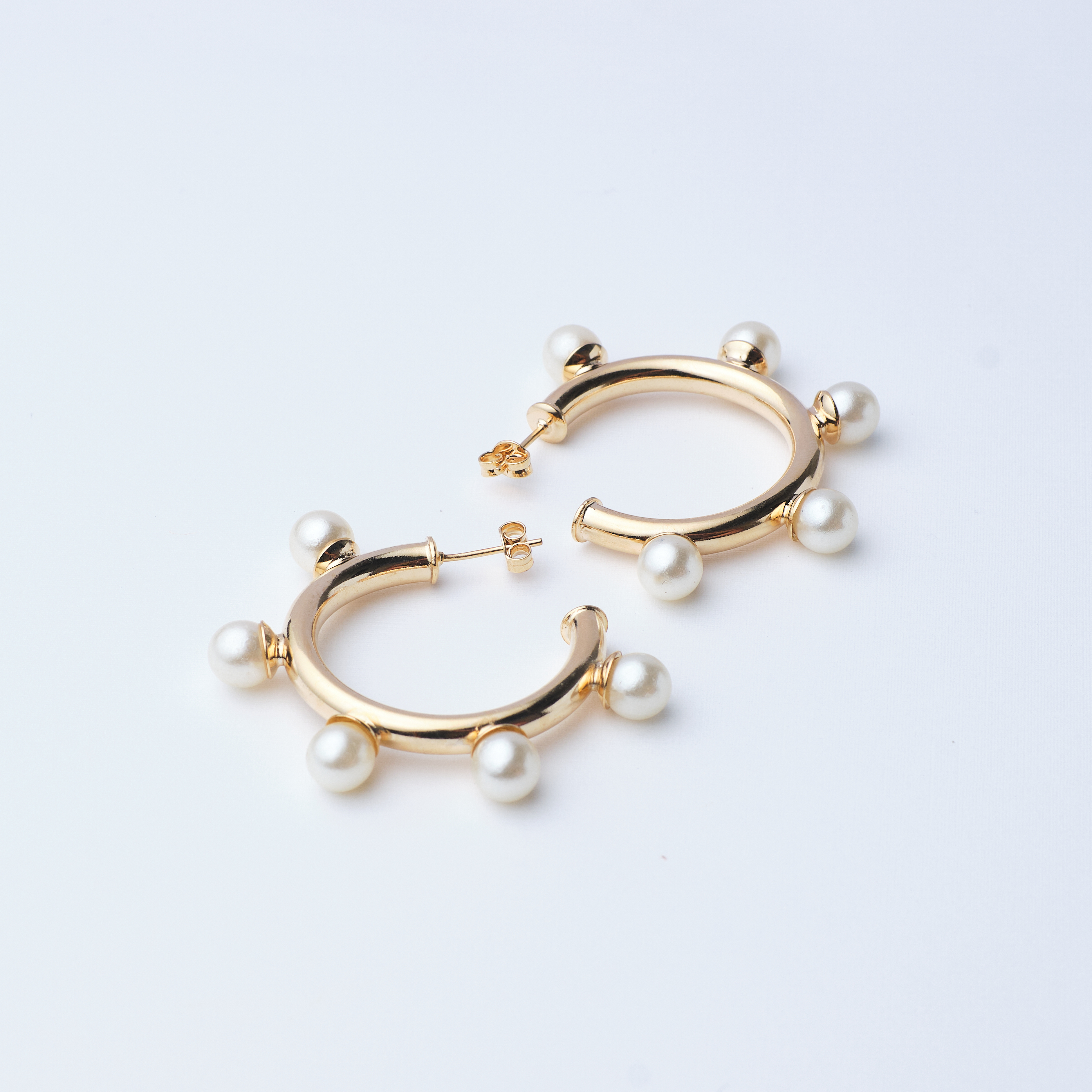 14964 8mm Earring with Pearls 